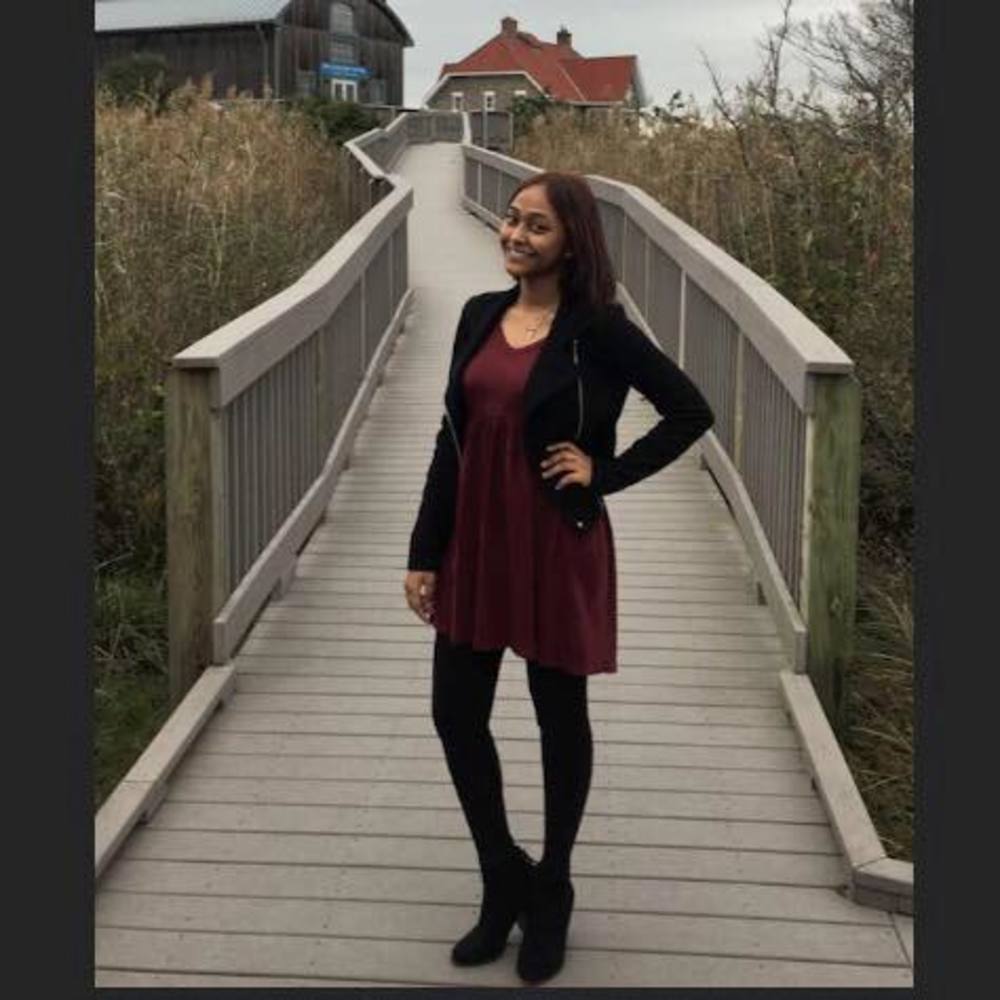 Meet your Posher, Nabila